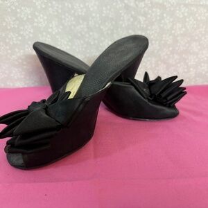 Vintage Black Satin  bow mules slip on heels size 6